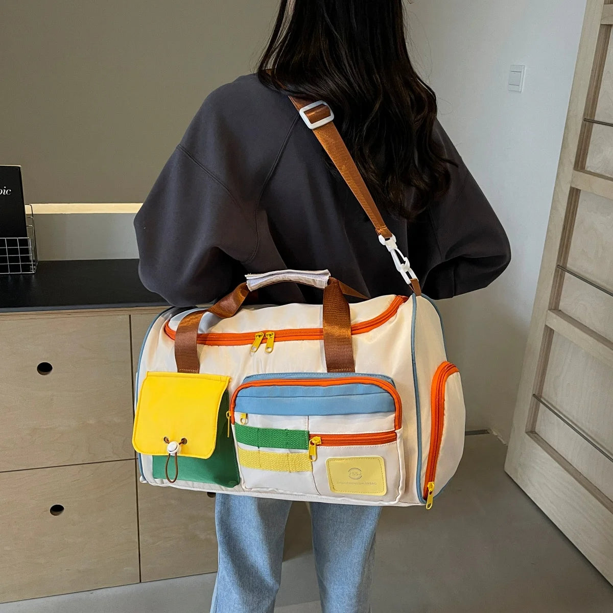 Duffel- Large, Stylish & Lightweight