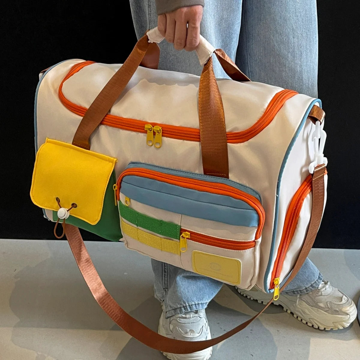 Duffel- Large, Stylish & Lightweight